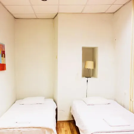Uus 3 Hostel Parnu