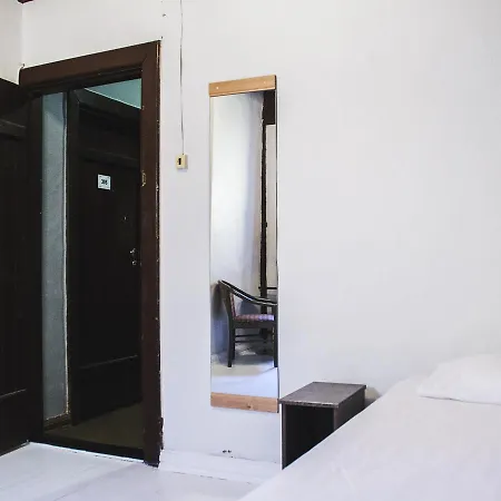 Uus 3 Hostel Parnu